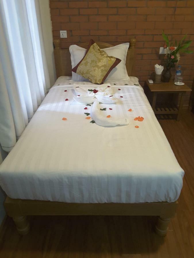 A Little Bit Of Bagan Hotel エクステリア 写真